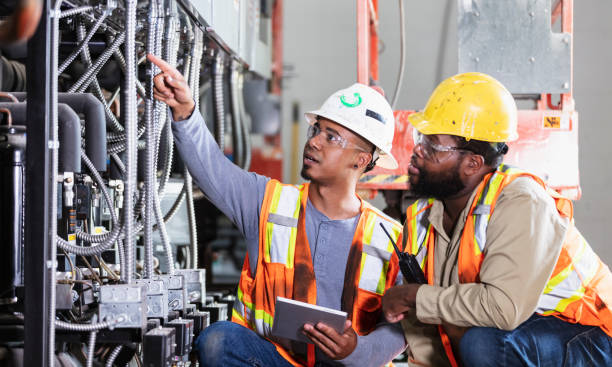 Best Best Electricians Near Me  in Ravenna, MI